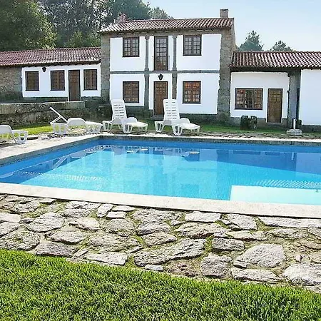Casa De Rodas Alojamento de Turismo Rural *